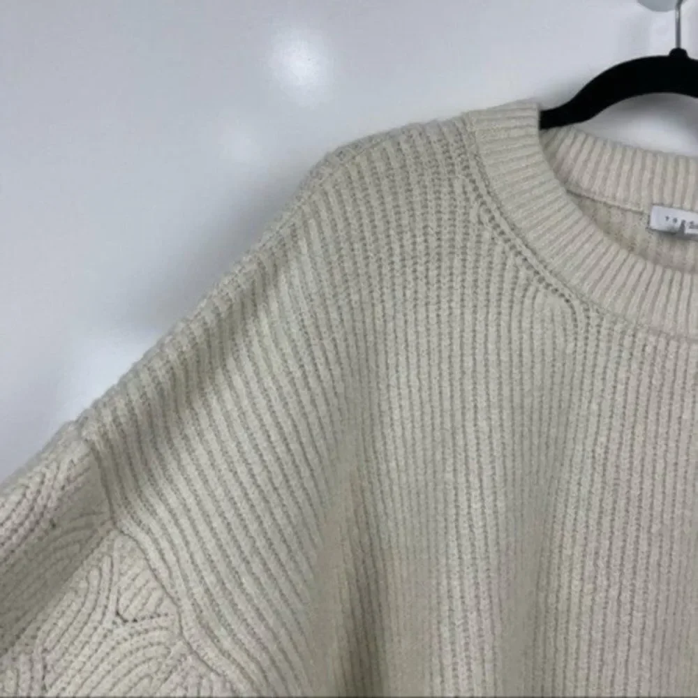 Topshop Off White Oversized Knit Cropped Crewneck Sweater Women's Size 14